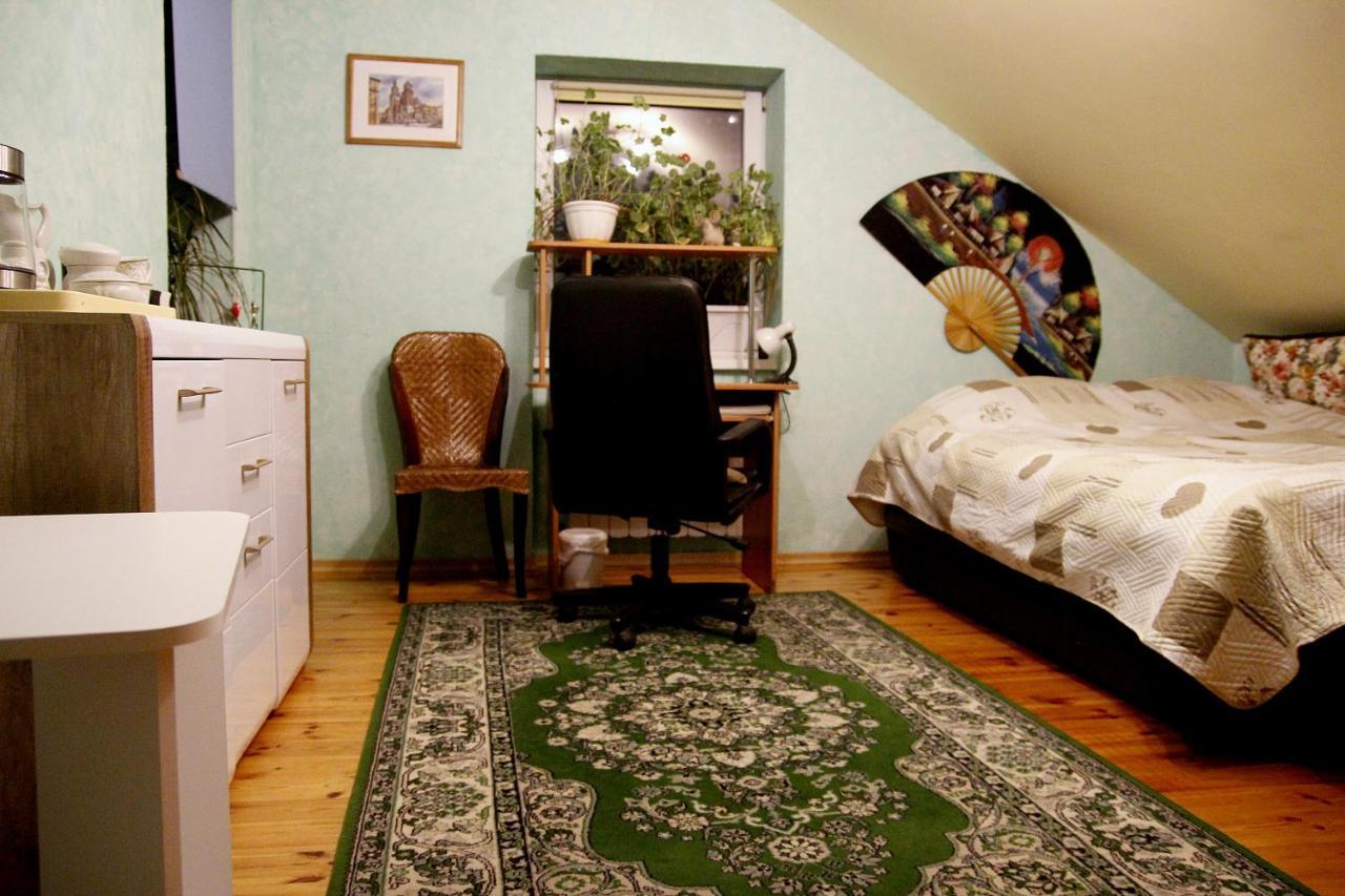 Bed and Breakfast Maria Киев Экстерьер фото
